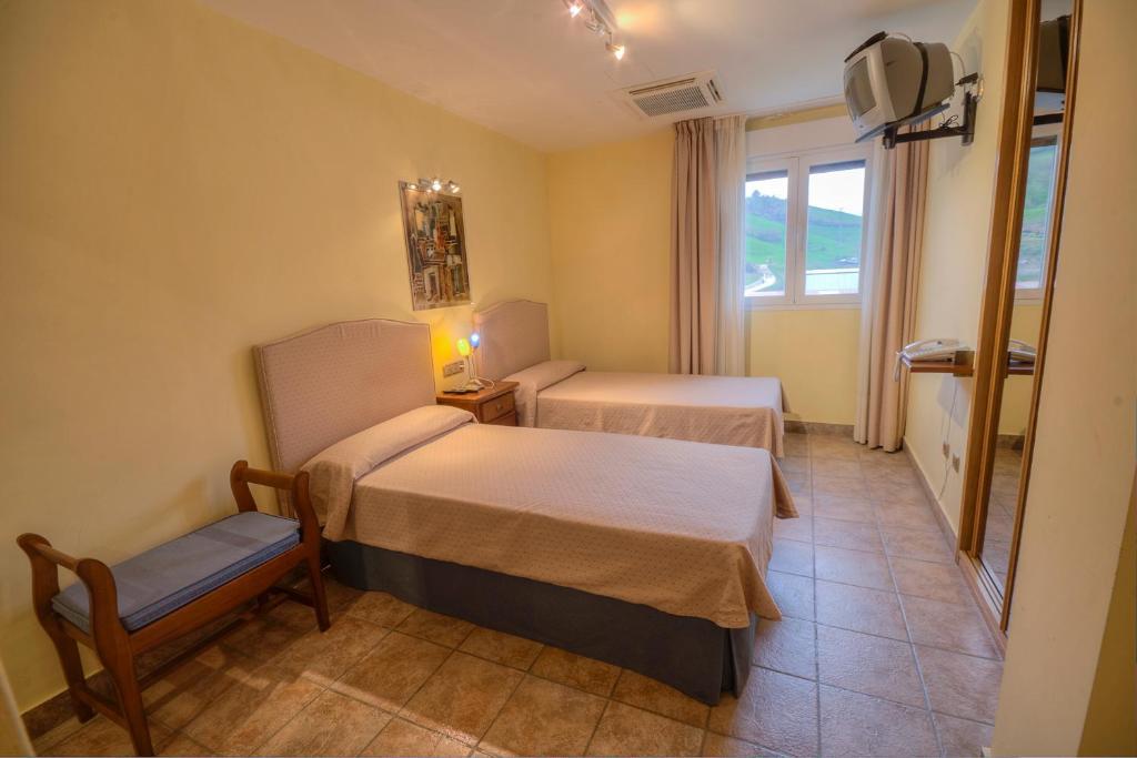 Hostal Jai Alai Leiza Quarto foto